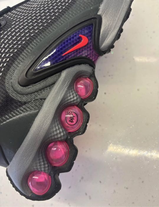Nike Air Max DN Sneakers