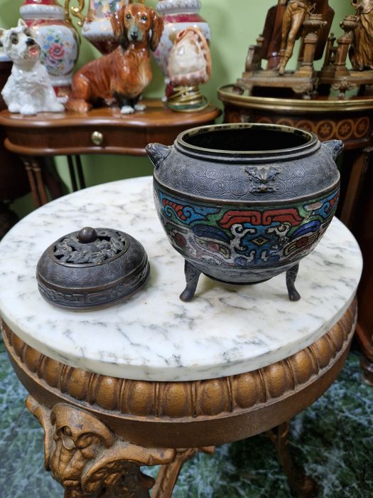 Стара рядка антикварна колекционерска японска бензинова кадилница