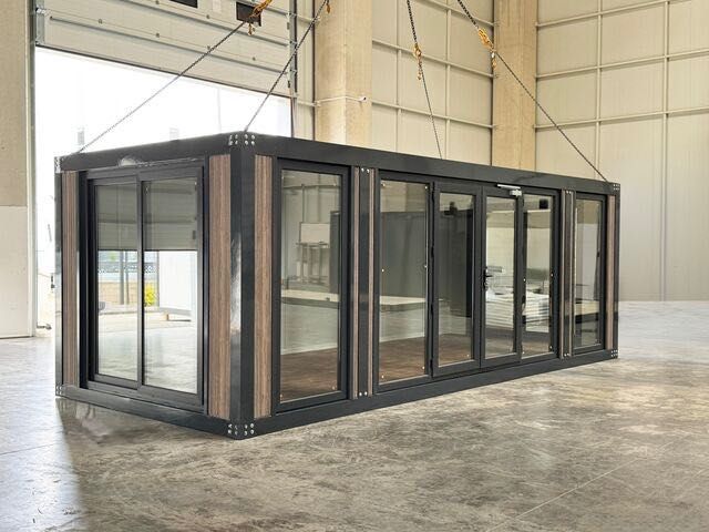 Контейнер 8х3м. Заведение