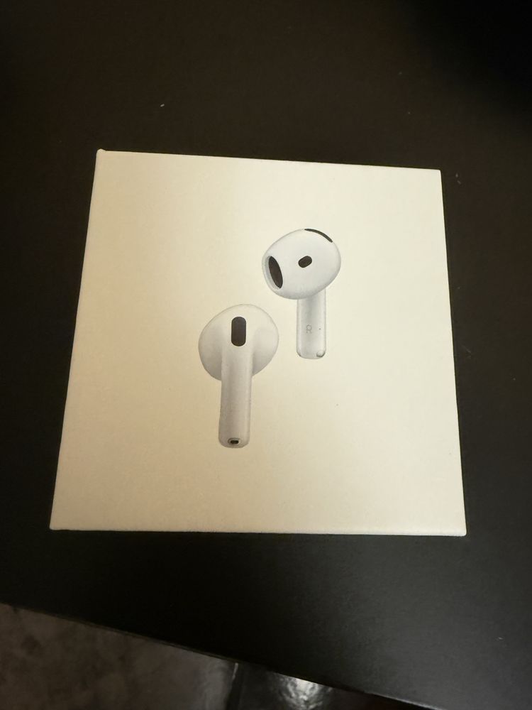 Airpods 4 слушалки