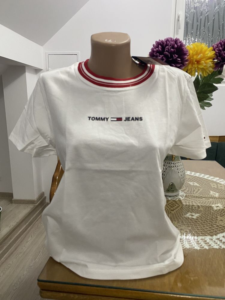 Tricou nou Tommy Jeans marimea L