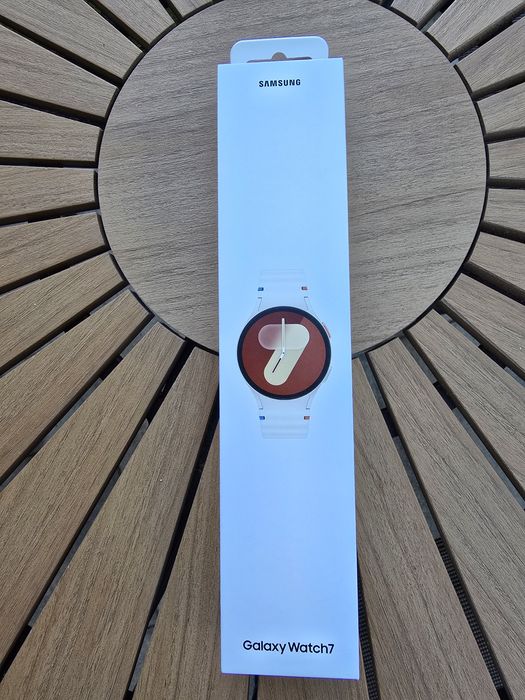 Samsung Galaxy Watch 7 LTE 40 mm nou cu garanție 2 ani