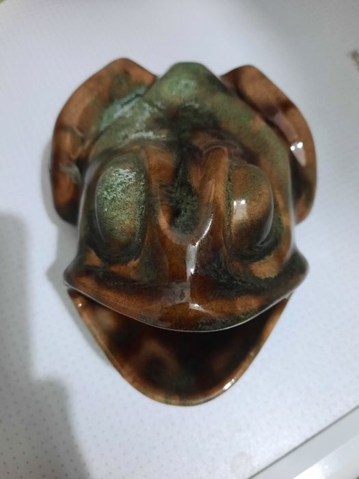 Лягушка пепельница керамика, хорошо для аквариумных рыбок.