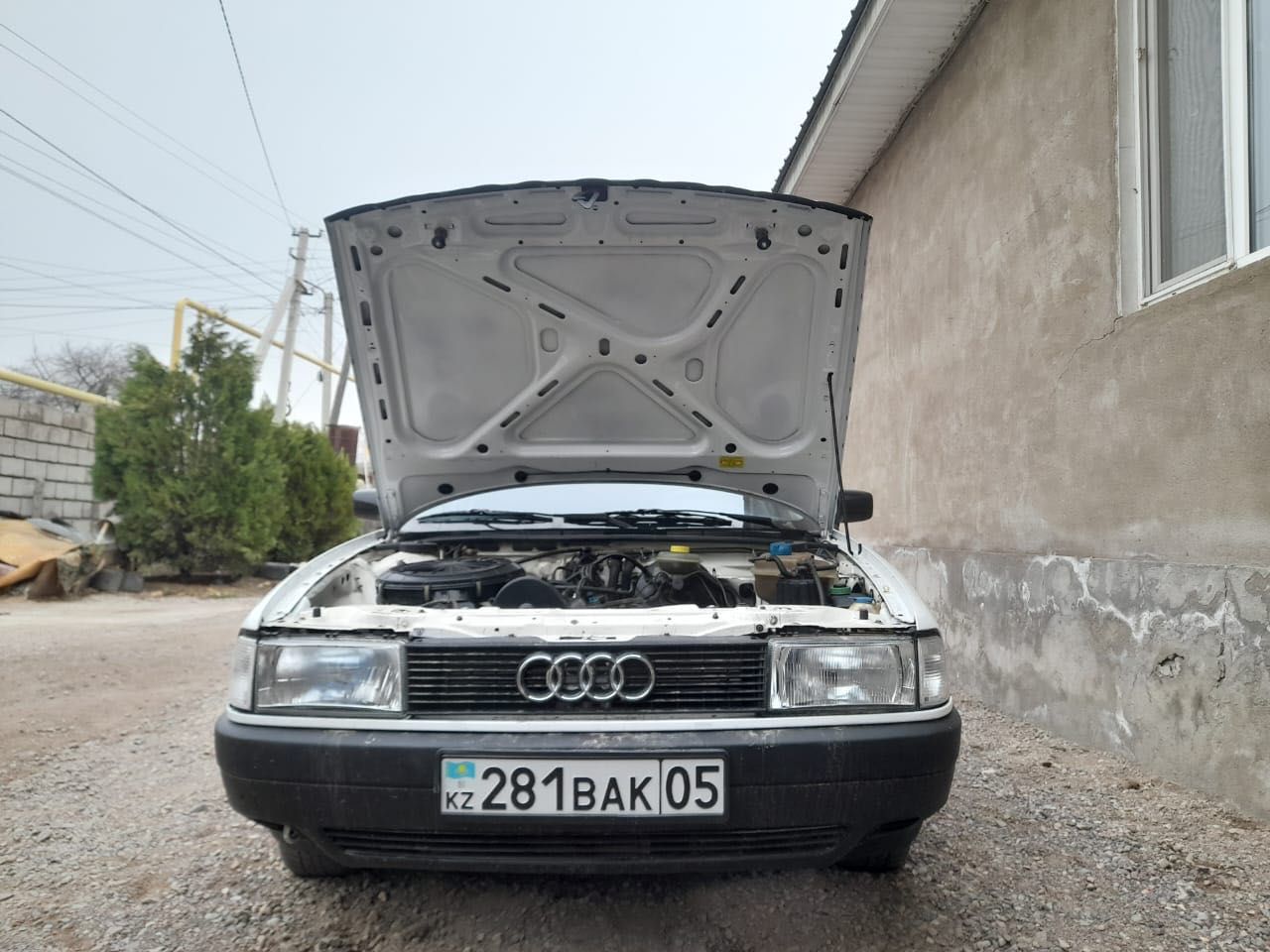 Продам Audi 80 B3 в отличном состоянии, 1.8 бензин, люк