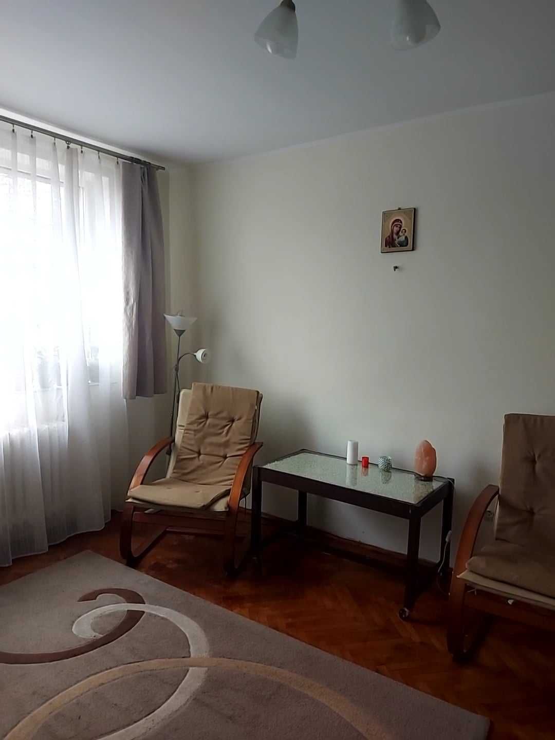 Vând apartament cu două camere în cartierul Gheorgheni