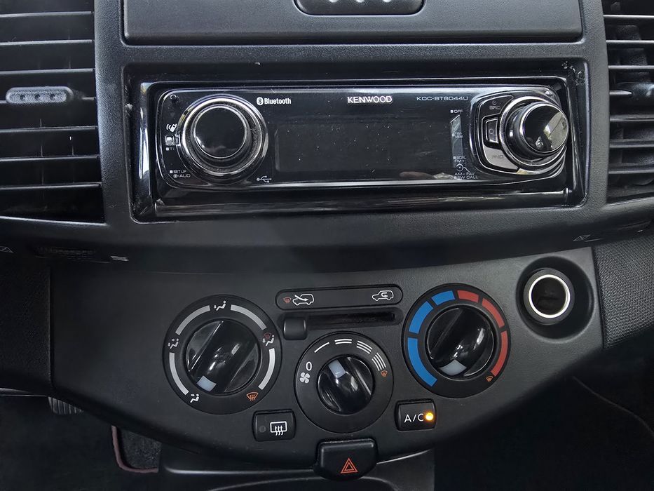 Nissan Micra От Германия 130000км.4врати.Климатик