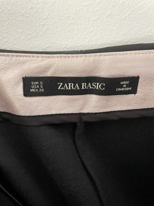 Кожена пола Zara