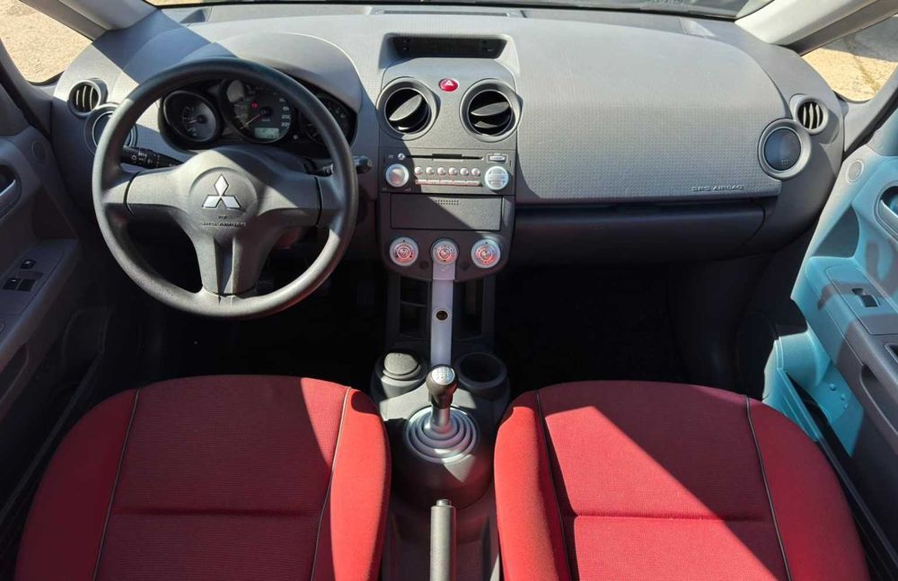 Mitsubishi Colt 1.5 Benzina