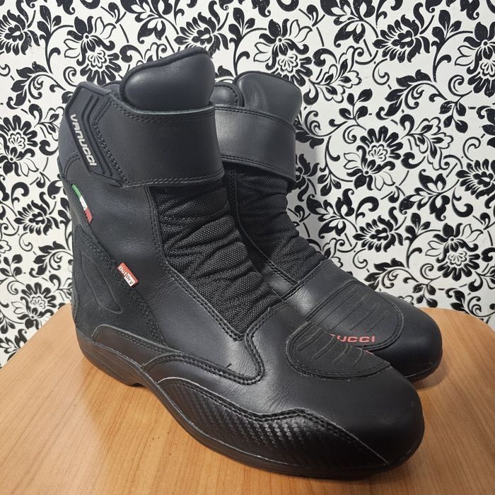 Ghete moto Vanucci 40 stare ca si noua