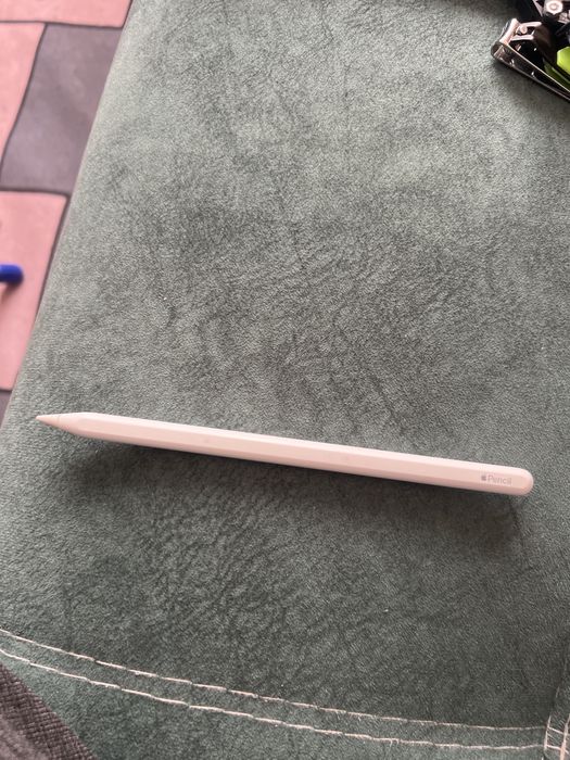 продам оригинал Apple Pencil 2