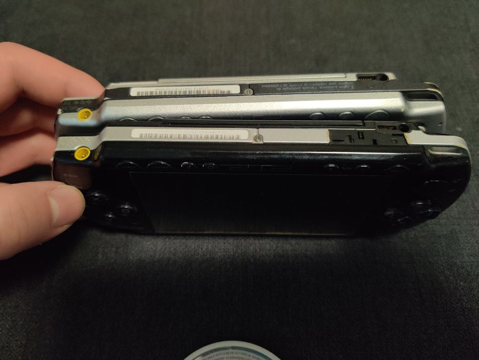 Psp 2004 negru si limited edition final fantasy vii