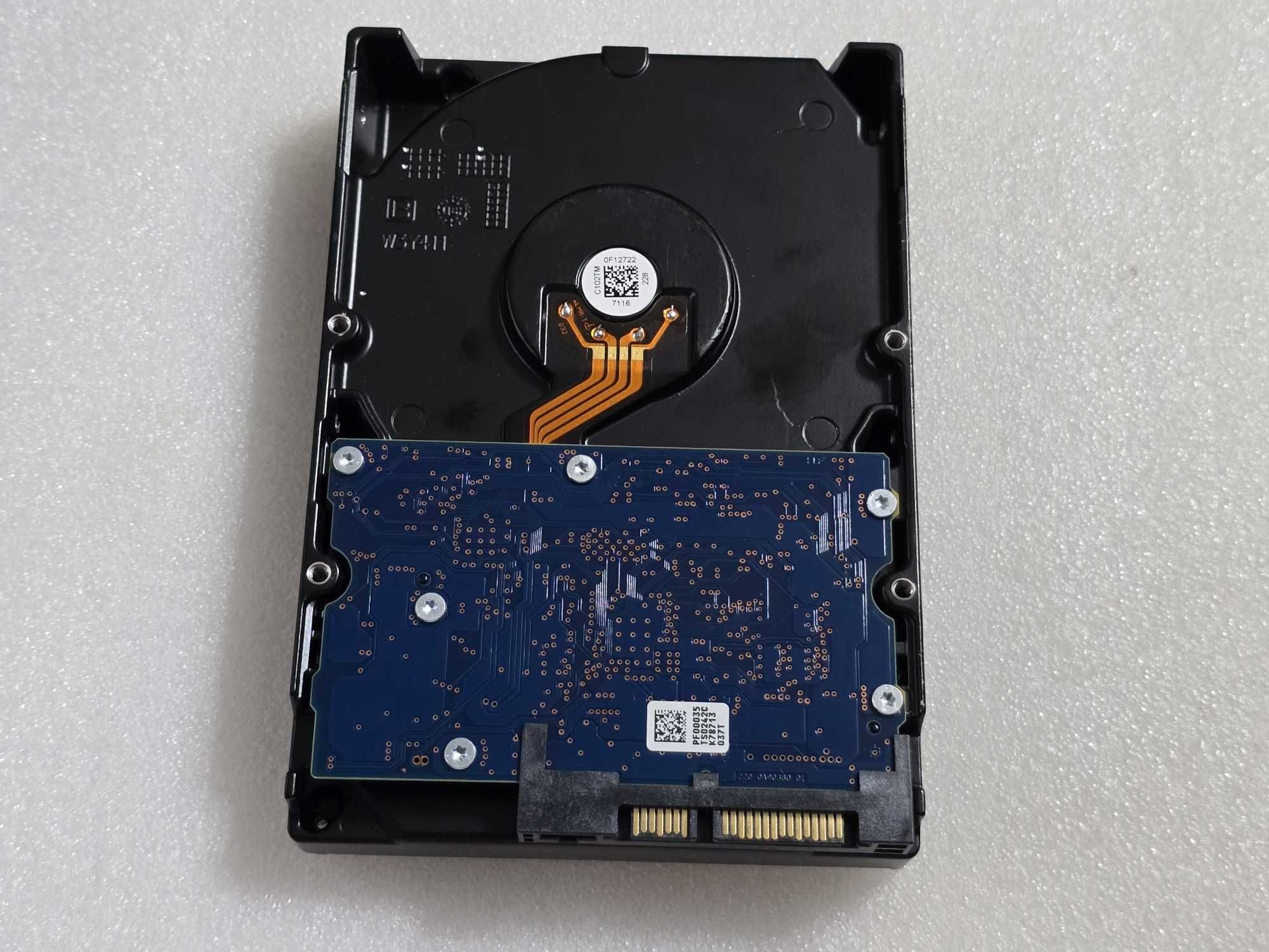 Hard Disk Toshiba DT01ACA200  2TB SATA3  3.5 inci, 7.2K RPM  64MB