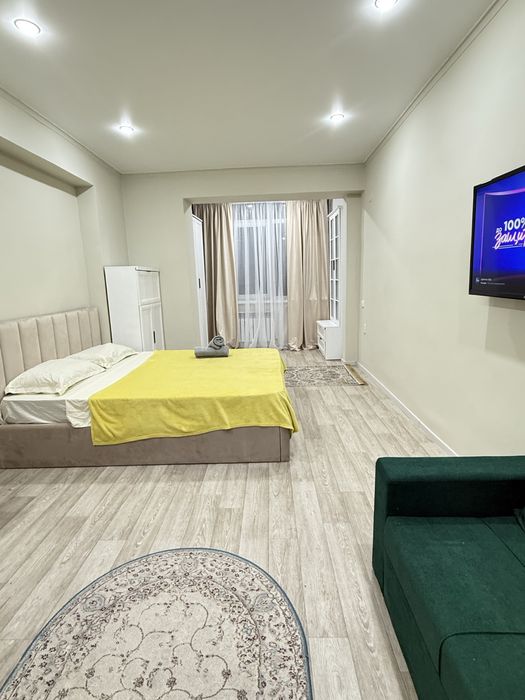 Сдается посуточно район Сайрана чистая,уютная квартира