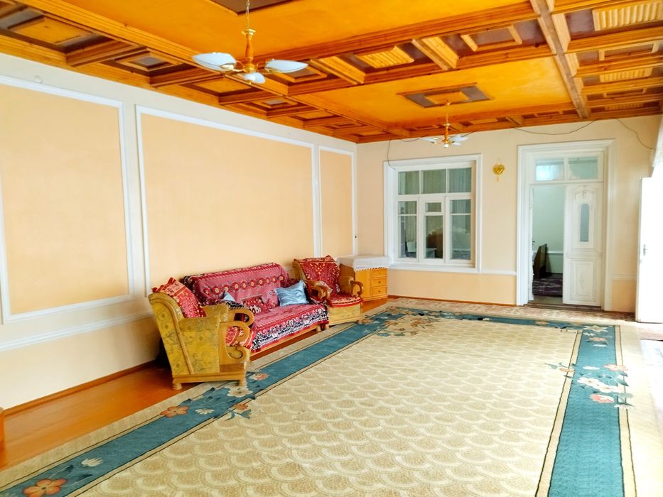 Uy sotiladi ZOR varyant Shayxontohur tumani. General uzoqov