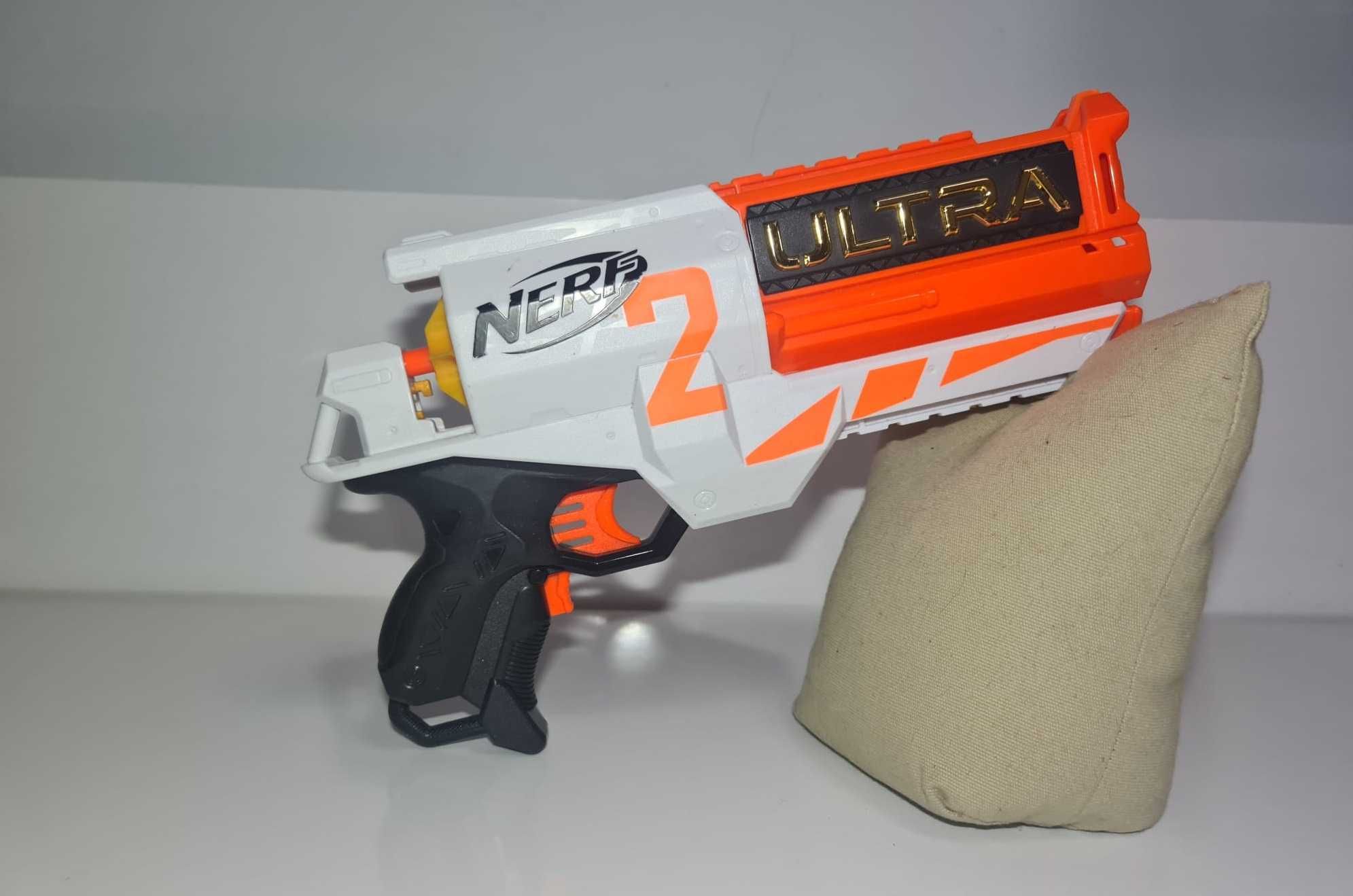 Blastere Nerf, accesorii si sageti!