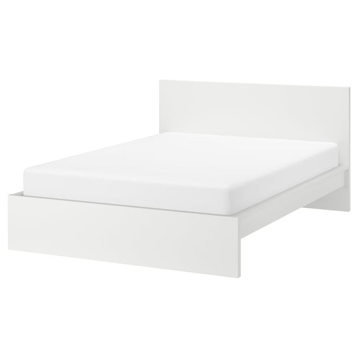 Pat Ikea Malm pentru saltea de 140/190 cm