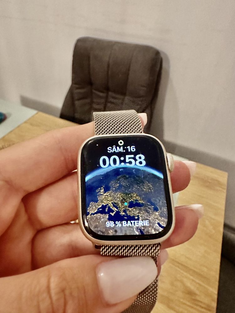 Apple Watch 8, GPS,Starlight 41mm