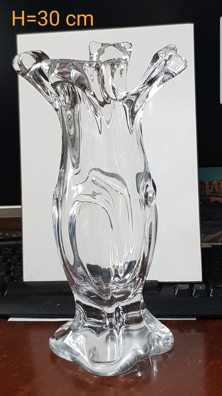 Vaze din cristal si platouri