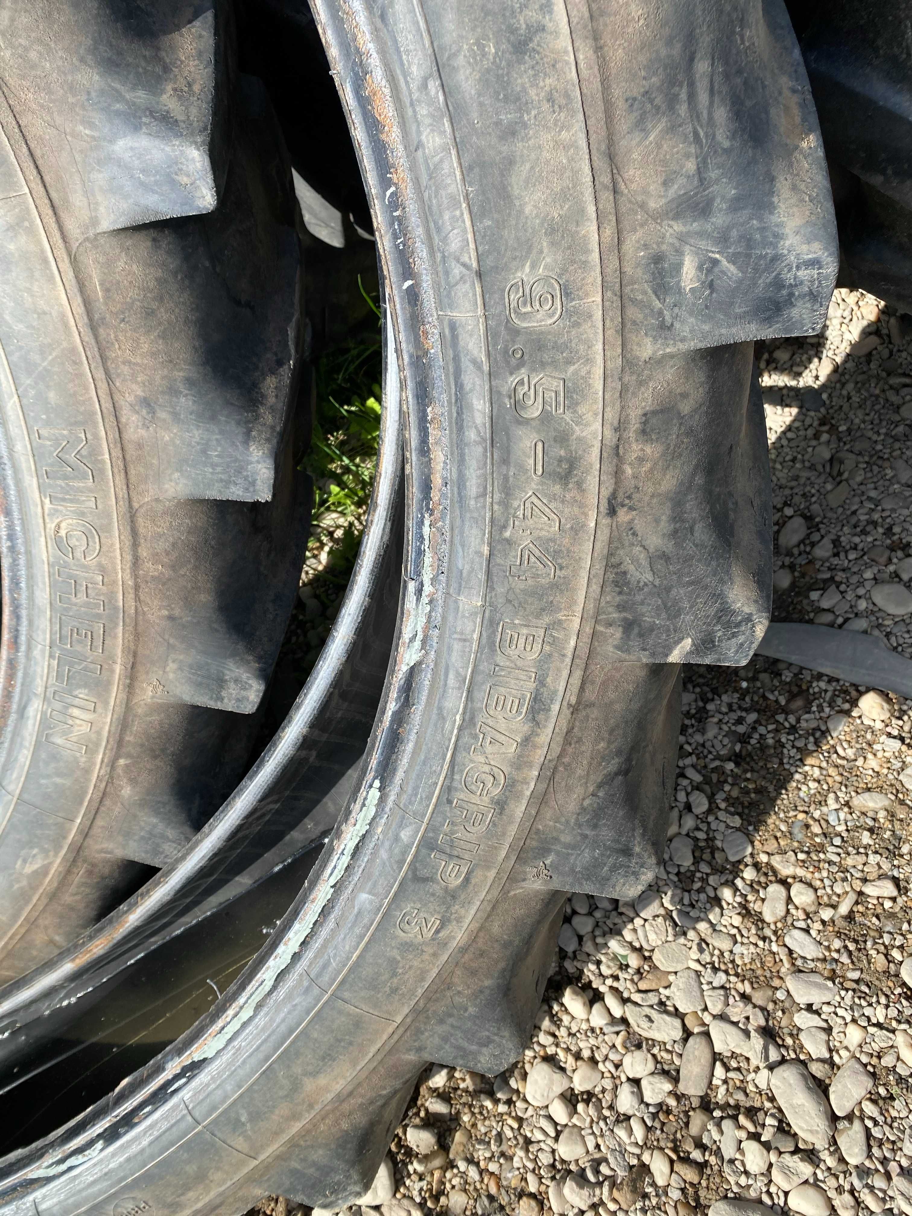 Anvelope inguste 9.5 R44 Michelin