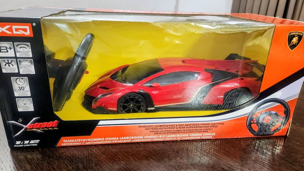 Кола с дистанционно управление