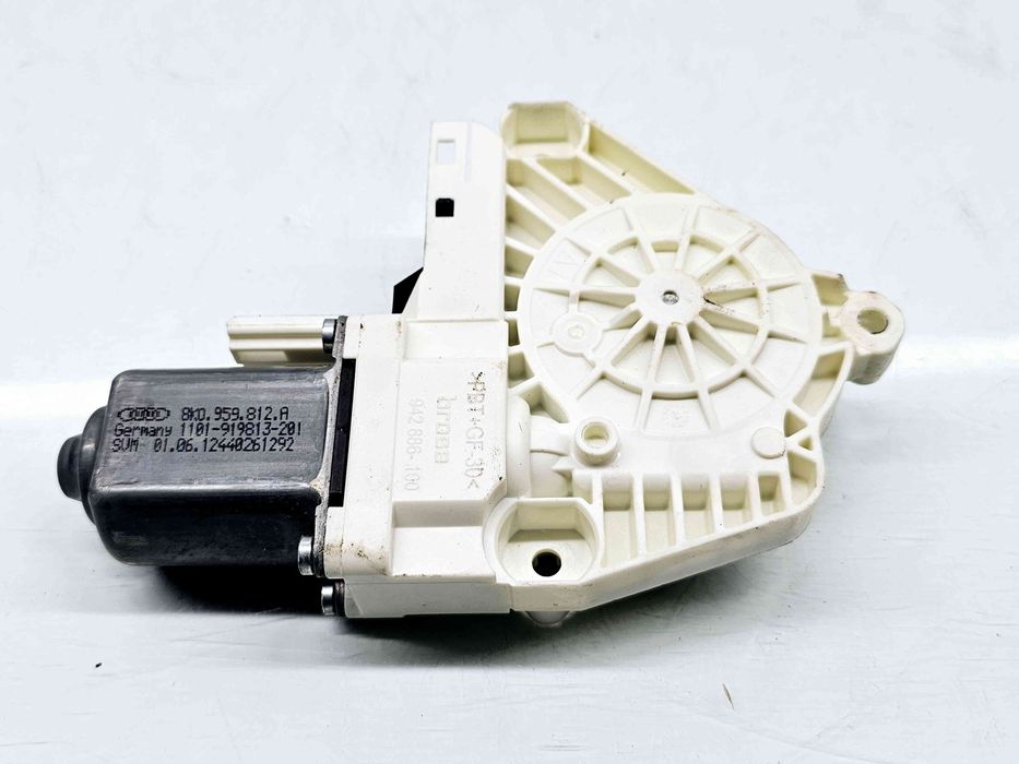 Motoras geam dreapta spate Audi Q5 (8RB) [Fabr 2008-2016] S-line 8K095