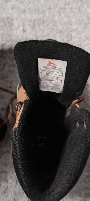 Bocanci de drumeție Tenth BOTA K2.0 si MH100 Mid Impermeabili