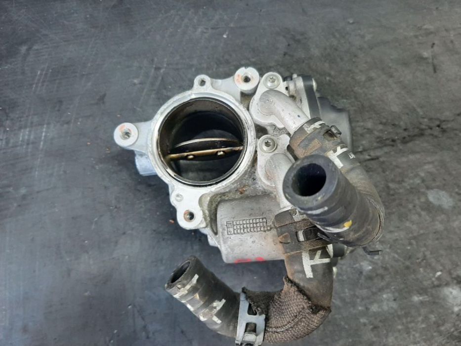 Clapeta acceleratie 2.0 tdi audi q3 8u 04l128637a