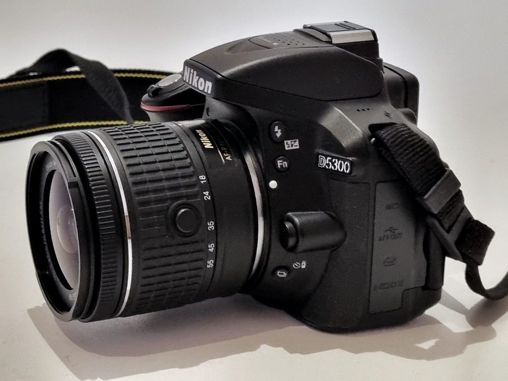 Nikon D5300 DSLR kit 24,2MP