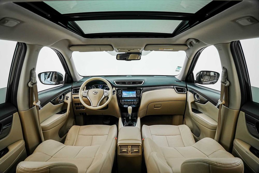 Nissan X-Trail Automat 1.6 dCi TEKNA Panoramic INTERIOR CREM EURO 6