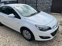 Vand Opel Astra J 2017 Sedan, 5MT, 115CP