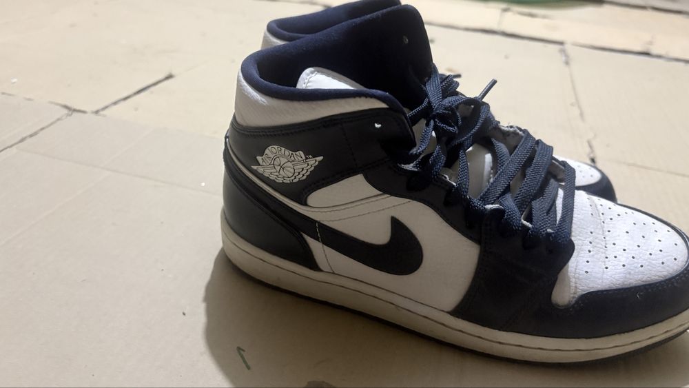 Jordan 1 Navy blue