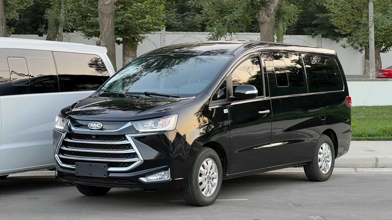 Jac M4 mikro avtobus muddatli toʻlov