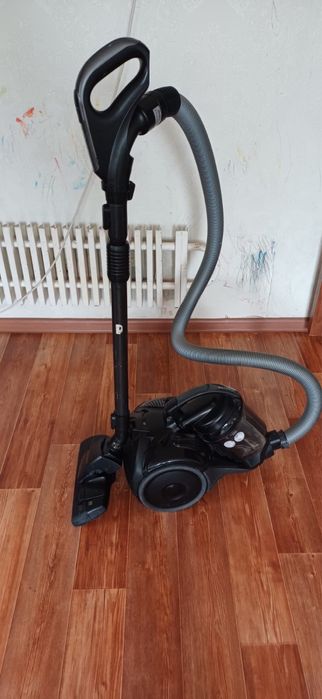 Продам пылесос в отличном состоянии