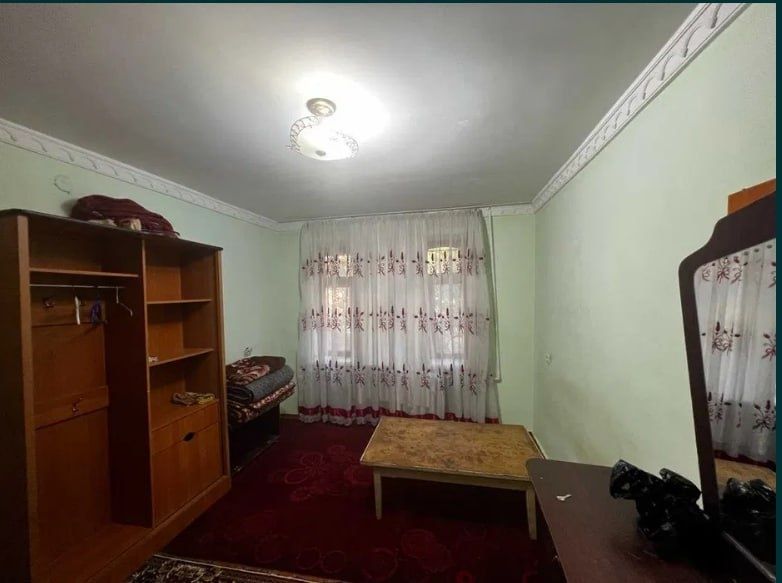 Срочно Продаётся Саламатина  1/1/4 ремонта нет локации топ !