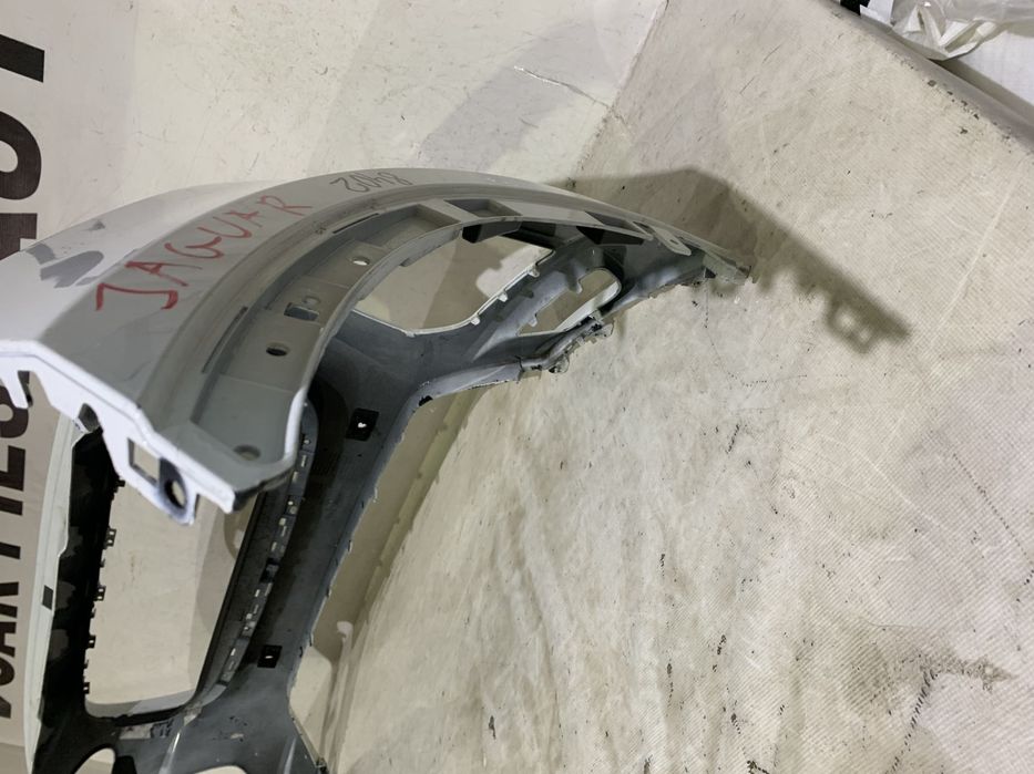 Bara fata Jaguar E-Pace, 2017, 2018, 2019, 2020, 2021, 2022, 2023, cod origine OE J9C3-17F003-AA, cu gauri pentru senzori de parcare (4).