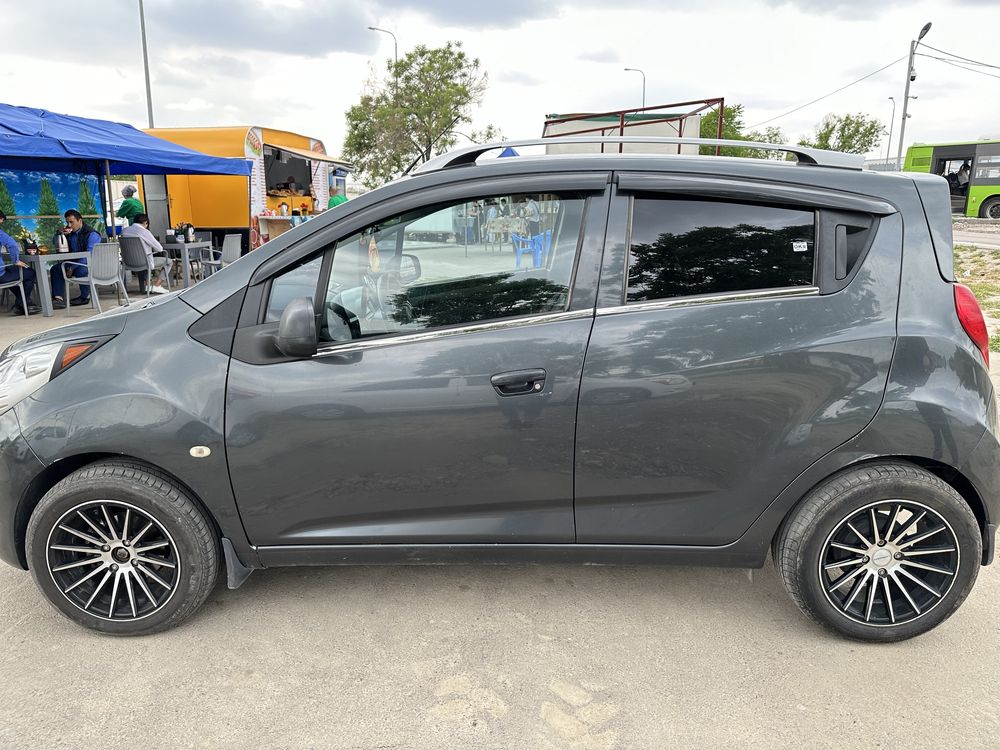 Chevrolet SPARK 2