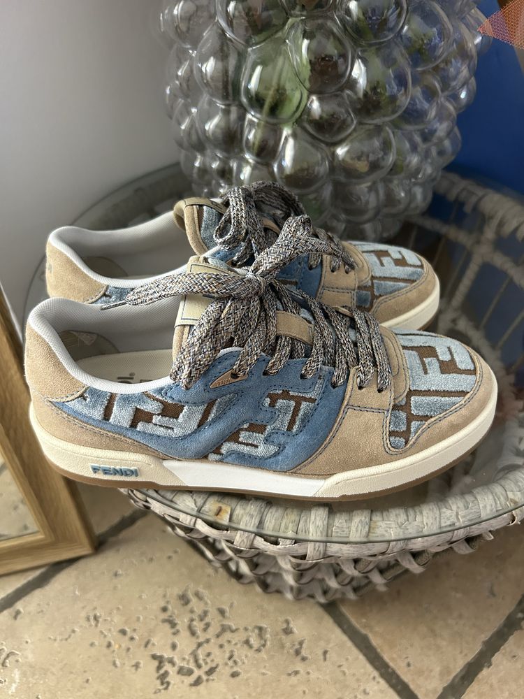 Нови обувки Fendi, номер 37,5