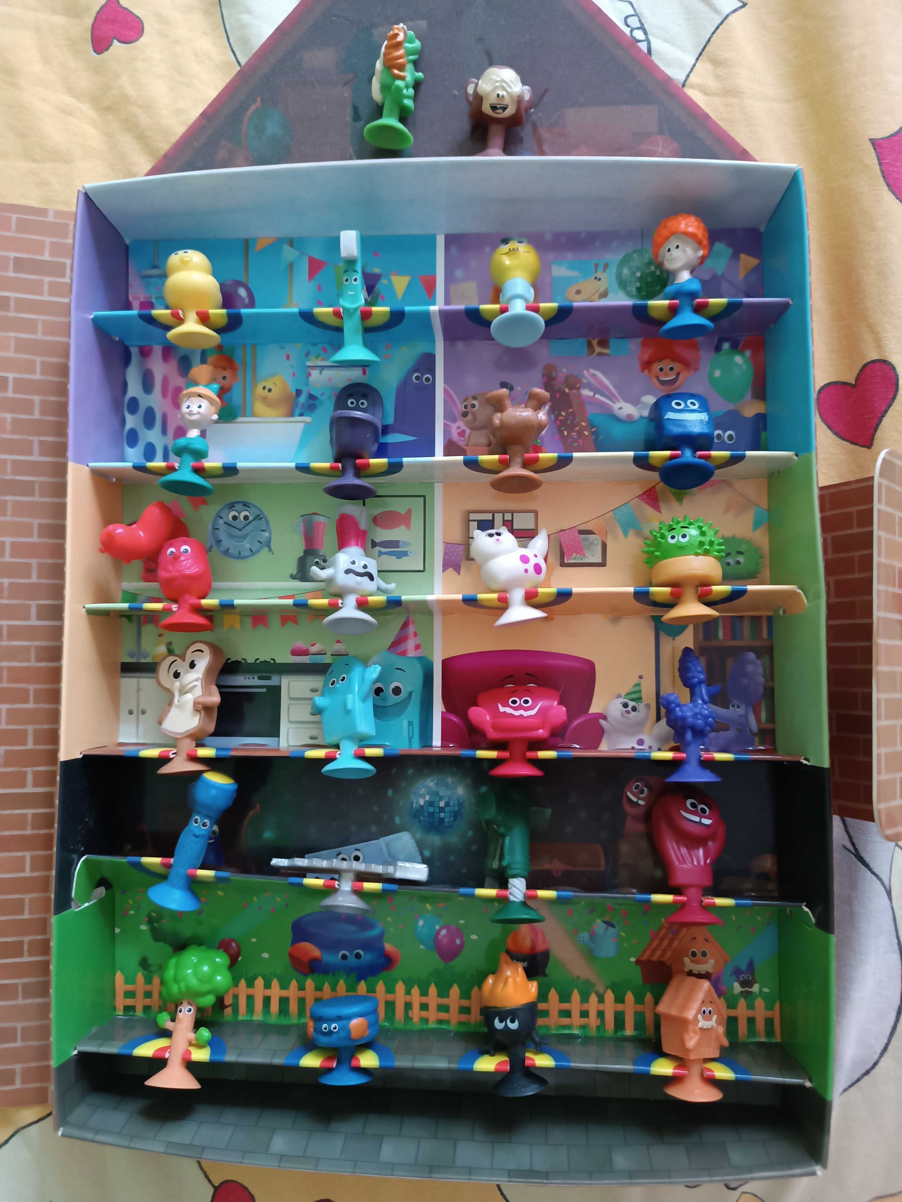 Stikeez happy home Лидъл стики
