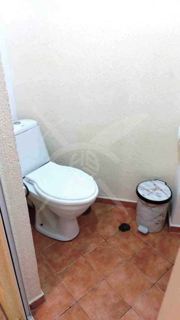 Дава се под наем Двустаен апартамент в Варна, Левски - 65 кв.м за 325 € - Снимка #5