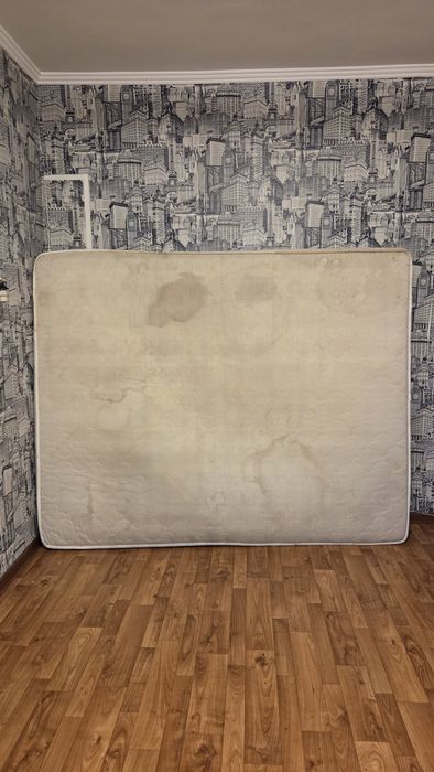 Отдам даром матрас б/у