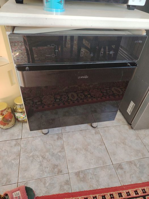 Продам духовку бу