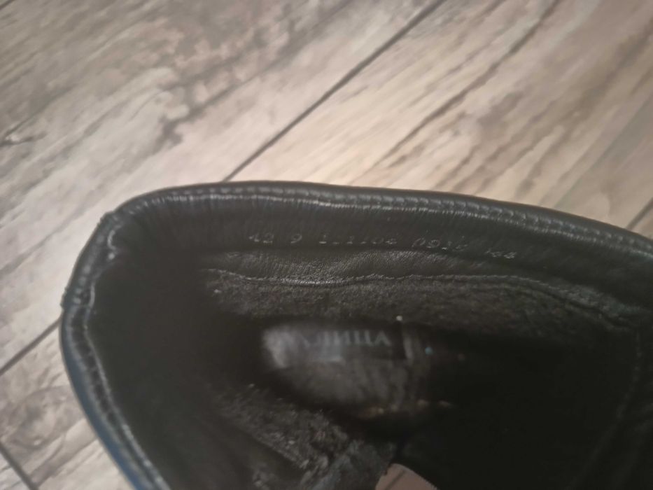 Продавам чисто нови военни боти №42