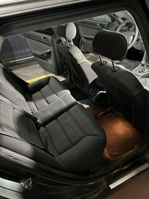 Curatare tapiteri auto