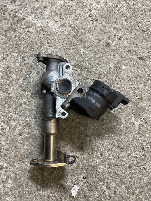 EGR Valva EGR BMW N43B20A E90 E91 E92 E93 E87 cod 7563241