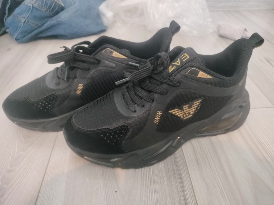 Adidasi Emporio Armani 43 marimea