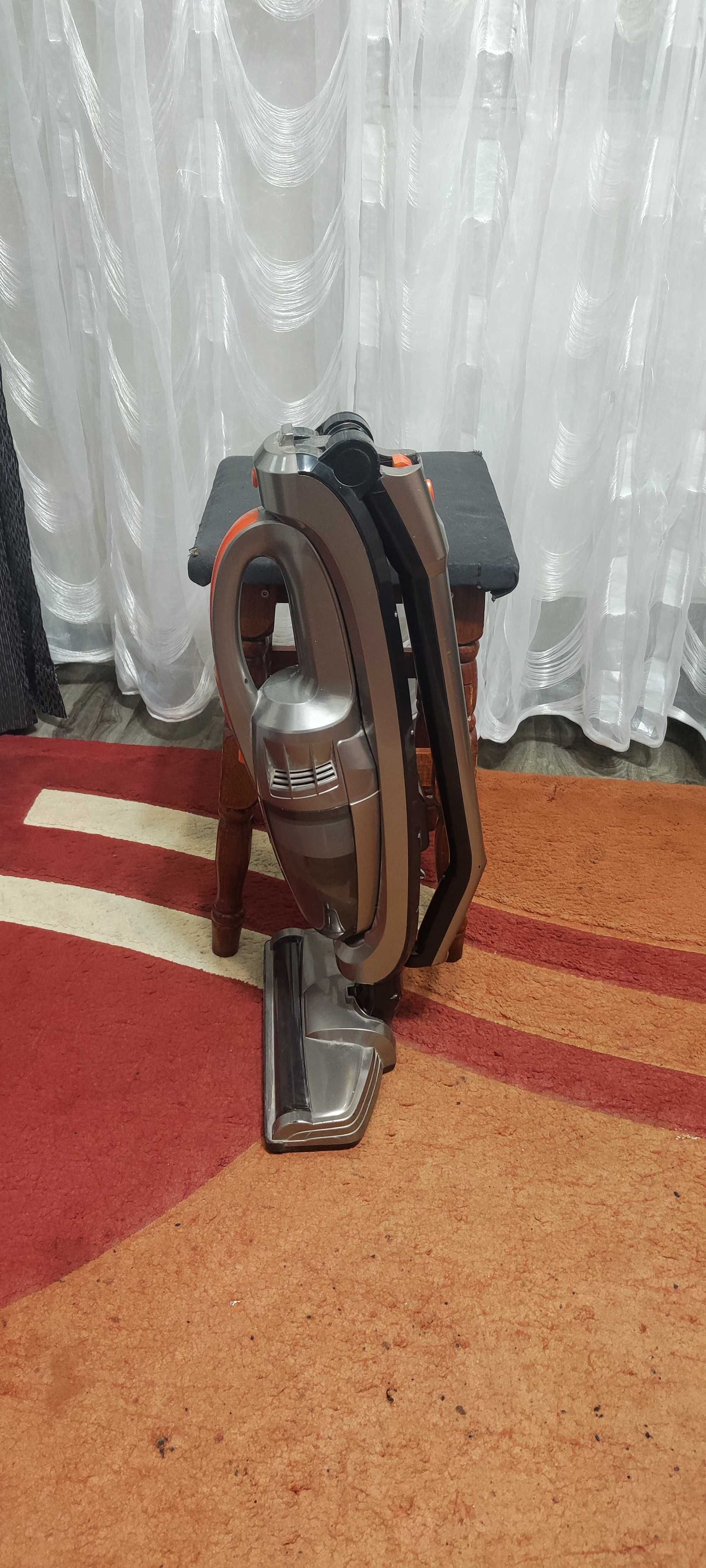 Aspirator Vertical Alaska UVC0515 – 18V Fara Incarcator