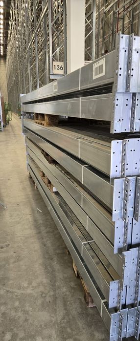 Rafturi metalice depozitare paleti