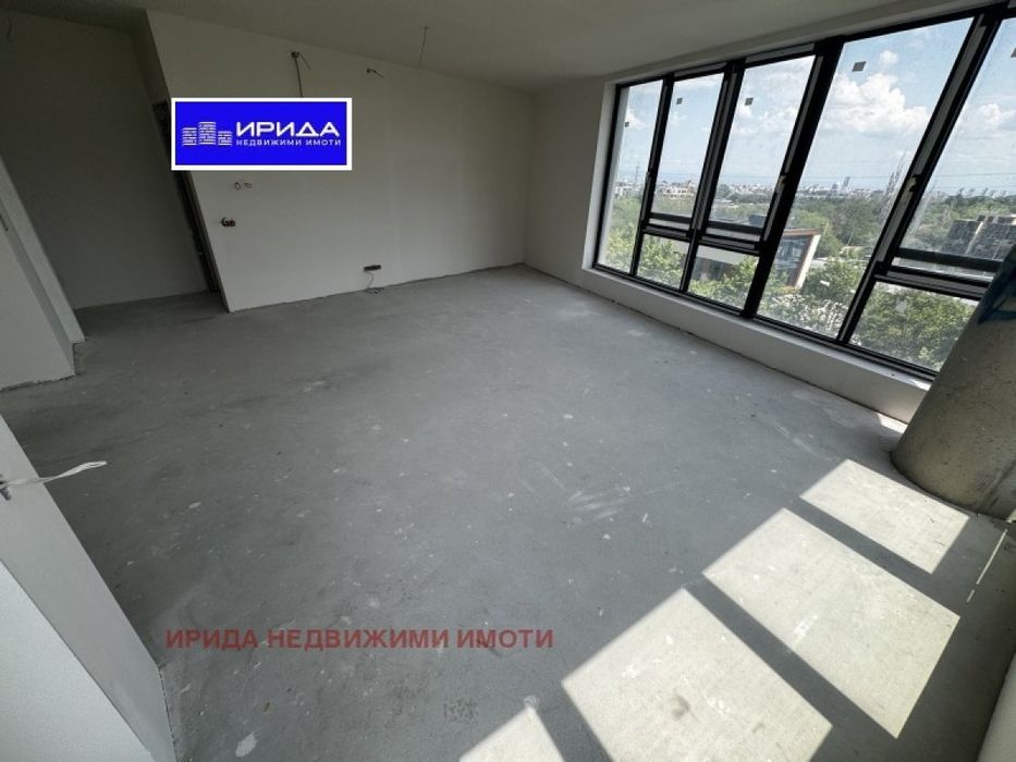 Просторен тристаен апартамент в Кръстова вада с АКТ 16!