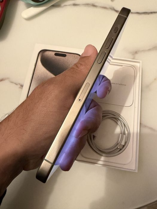 Iphone 15 pro max 256 gb emag nu schimb