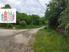 Продавам парцел във Вакарел